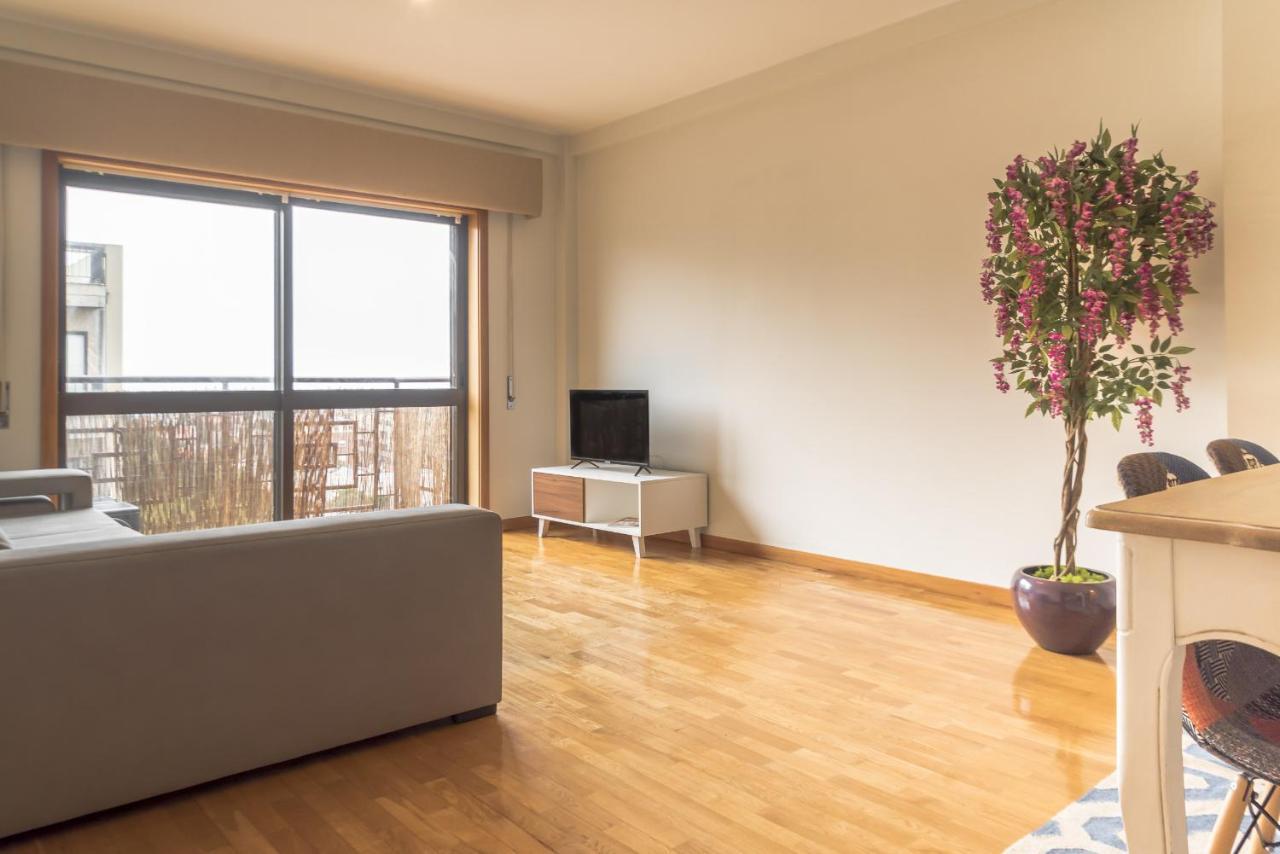 Modern Leca By Homing Apartment Leca da Palmeira Exterior photo