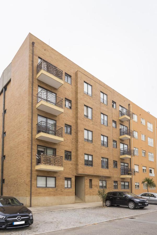 Modern Leca By Homing Apartment Leca da Palmeira Exterior photo
